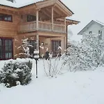 Im Gemütlichen Blockhaus Vor Den Bergen Apartment *